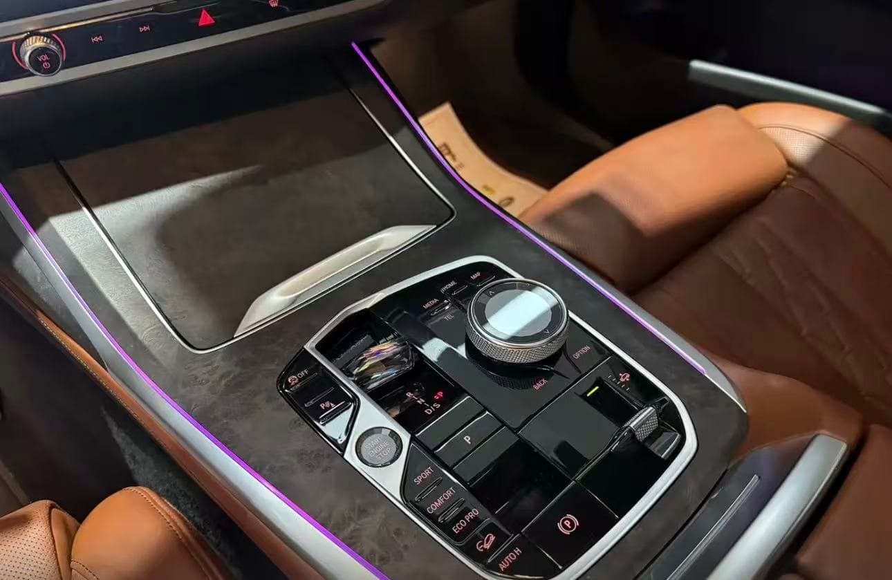 BMW X7 XDrivce 40i - Thumbnail 3