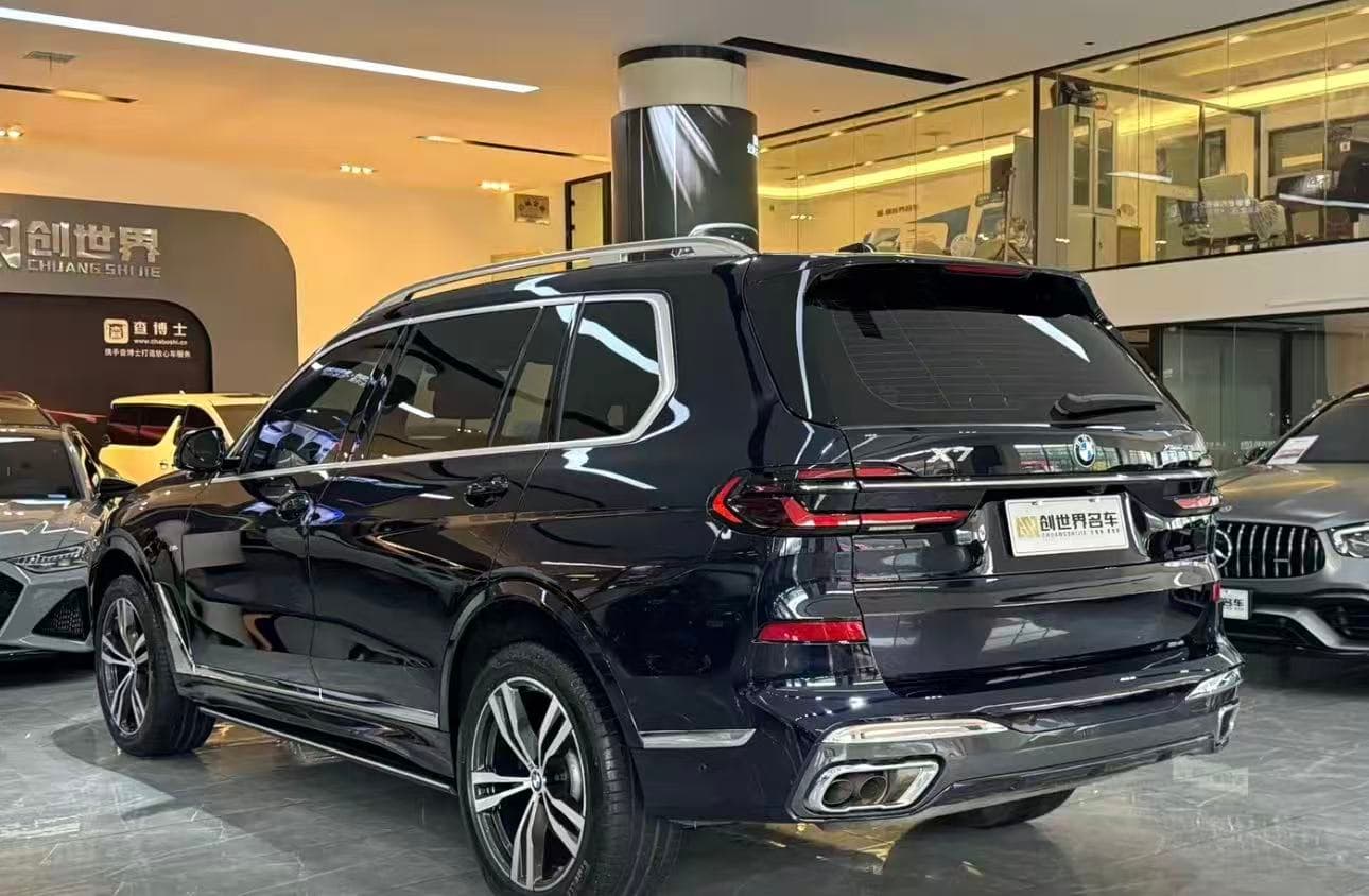 BMW X7 XDrivce 40i - Thumbnail 9